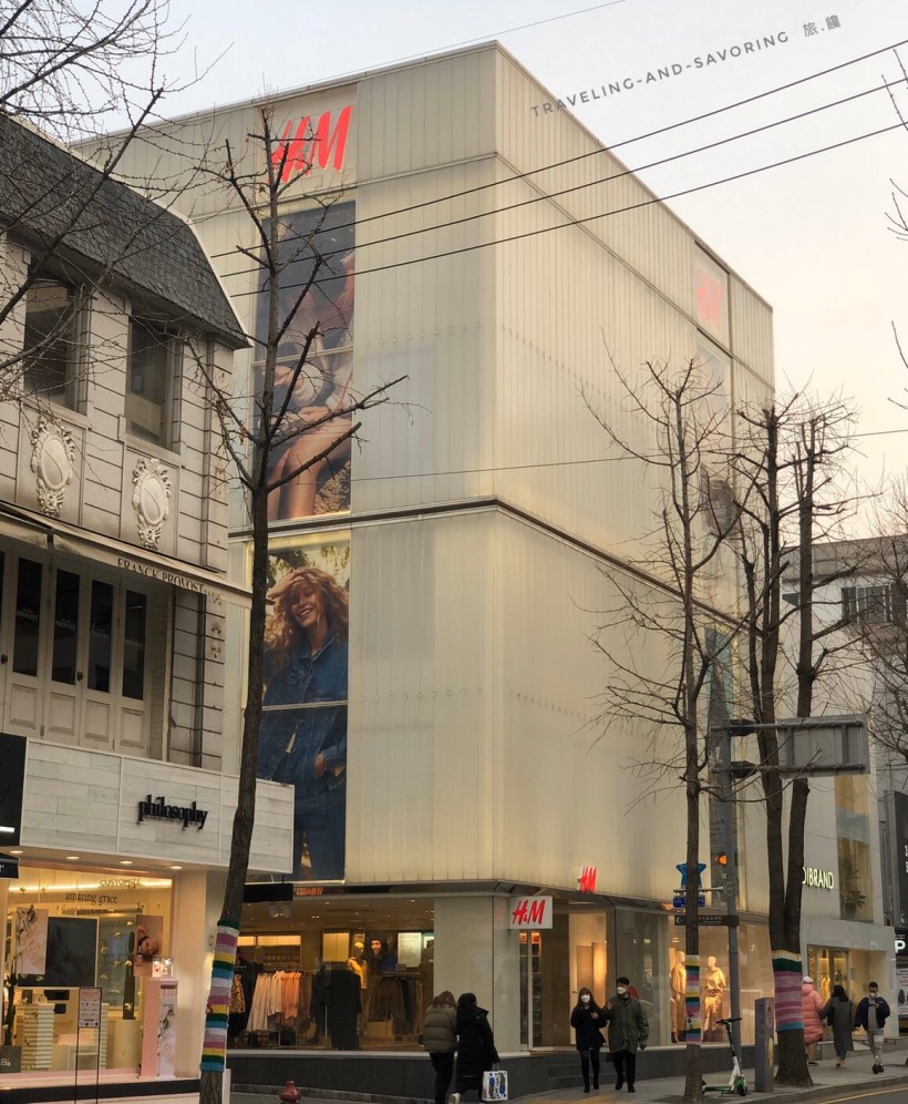 旅.饞：首爾新沙洞銀杏林蔭大道